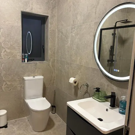Chestnut House شقة ليسدونفارنا