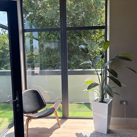 Chestnut House شقة ليسدونفارنا